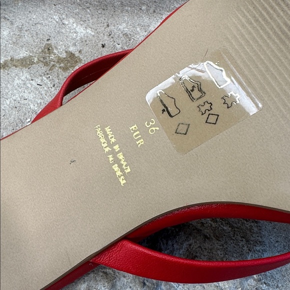 By Anthropologie Thong Kitten Heels - Picture 6 of 6